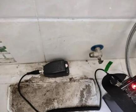 齐河屋顶漏水维修公司分享下卫生间漏水的危害及解决方法